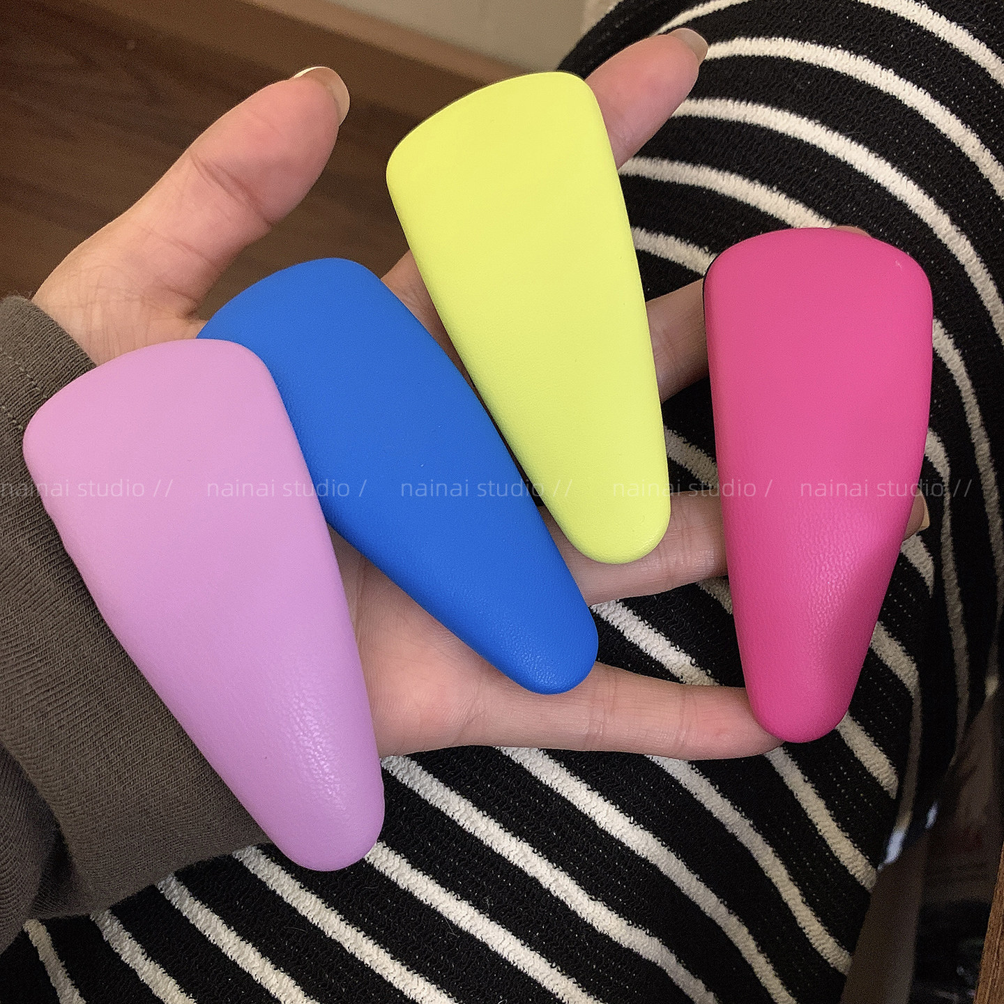 韩国东大门皮革BB夹~彩色小众设计感侧边夹刘海夹碎发夹发饰头饰A