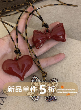 豹纹项链~蝴蝶结爱心y2k千禧酷辣妹毛衣链卫衣链长款配饰小众女秋