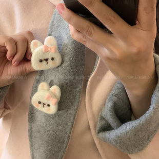 羊毛毡粉色蝴蝶结别针2025新款 小兔子胸针 可爱甜美包包胸花配饰