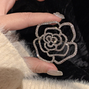 别针配饰 高级感胸花大衣外套西装 山茶花满钻胸针 小香风复古法式