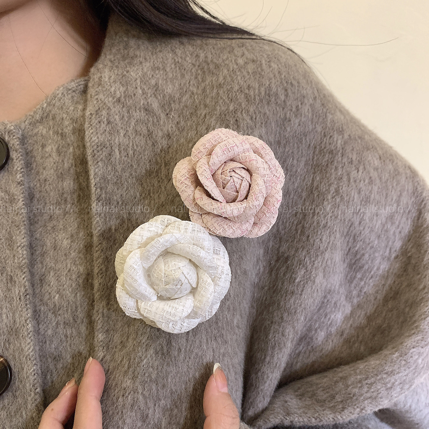 粉色山茶花胸针~小香风复古法式中古花朵别针胸花大衣西装配饰女