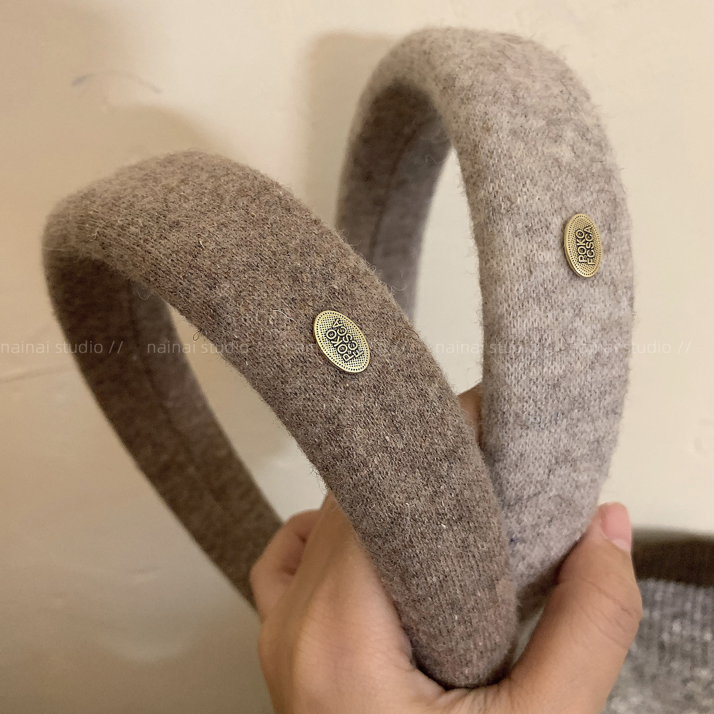 温柔色系~燕麦色发箍小金标复古法式高级感气质头箍发卡发饰压发A