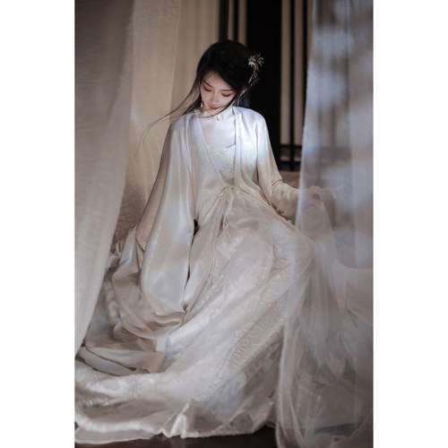 宴山亭汉服长衫原创春秋款