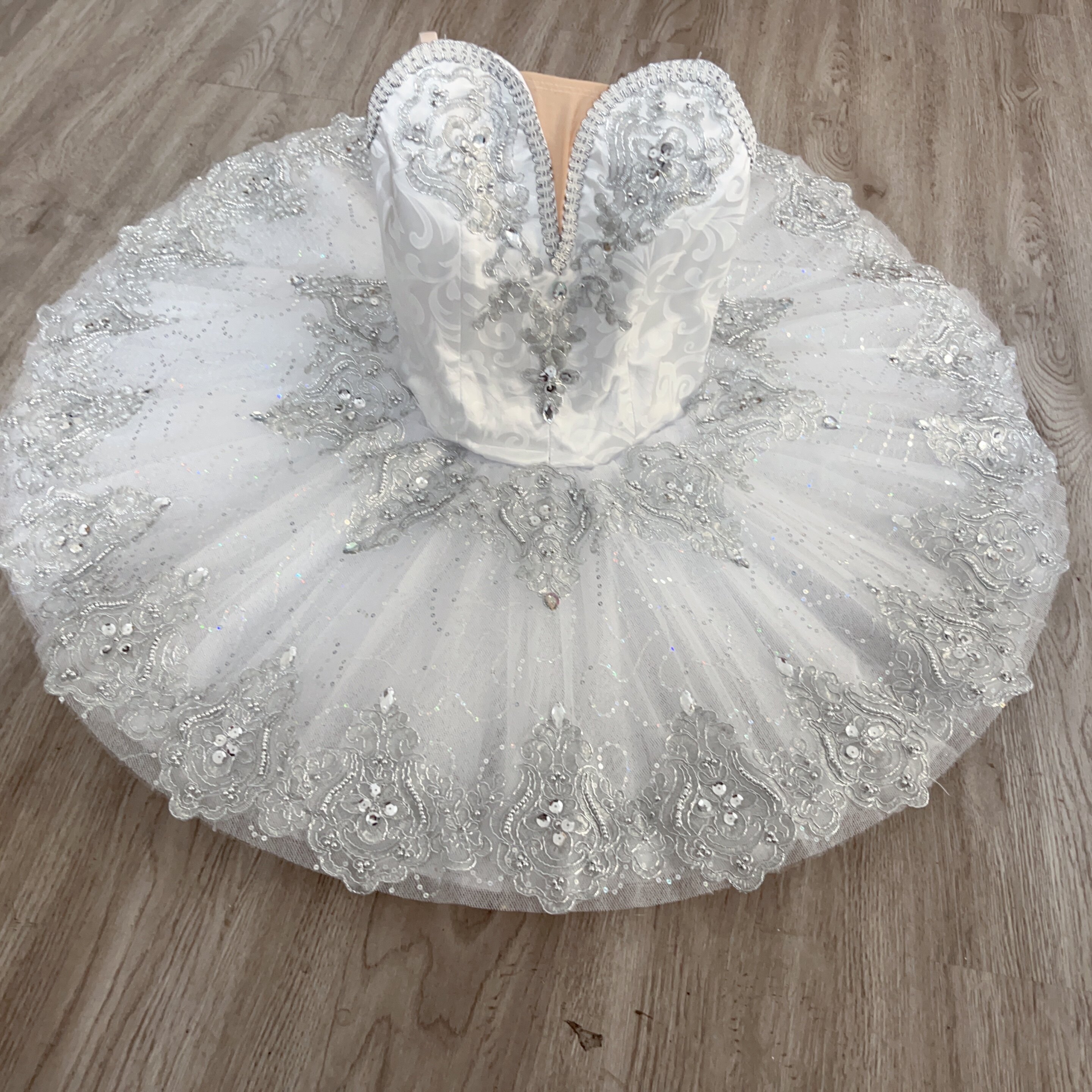 丹艺舞兔兔简易成人儿童白色银仙子芭蕾舞服tutu盘裙比赛服演出服