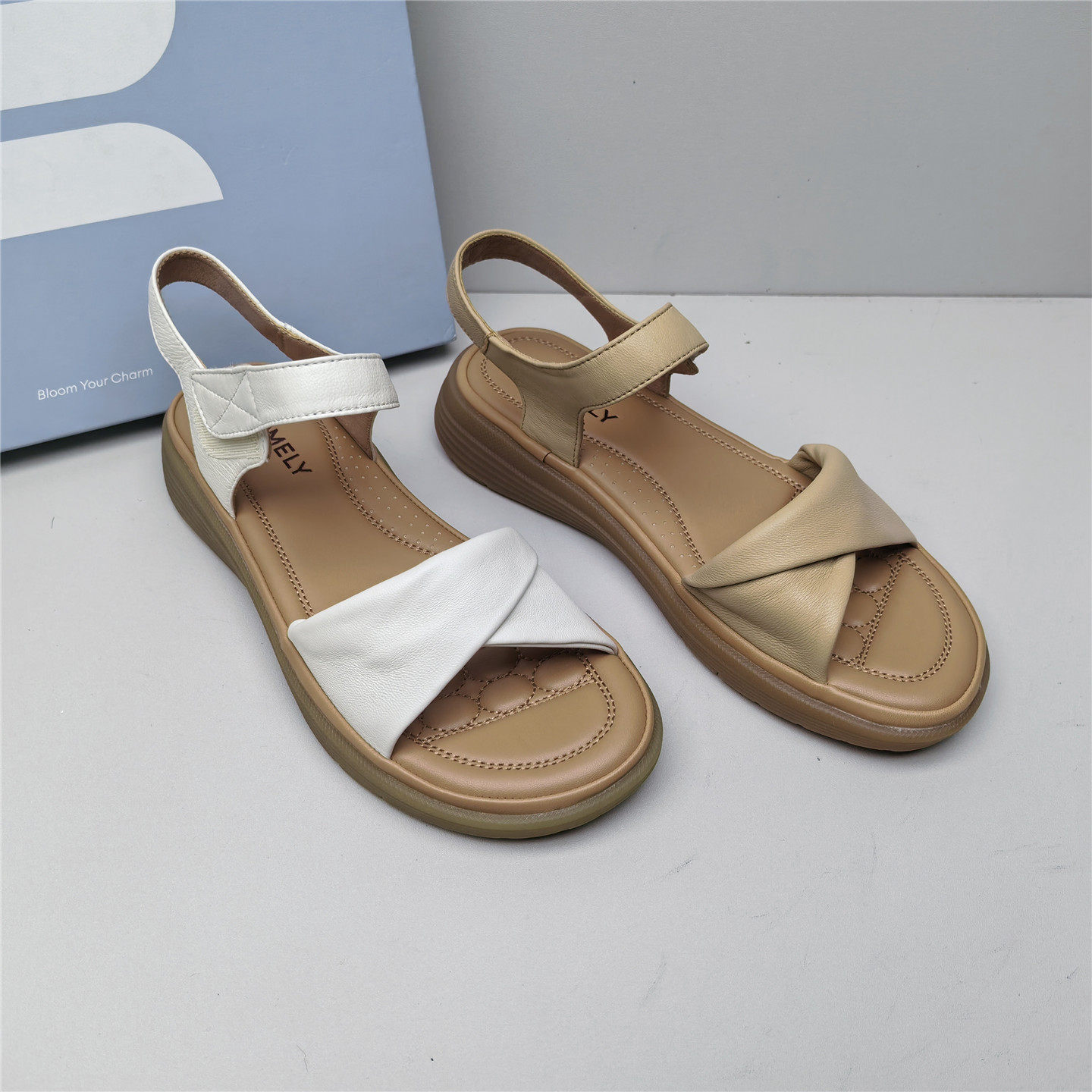 comely/康莉正品撤柜羊皮时装凉鞋