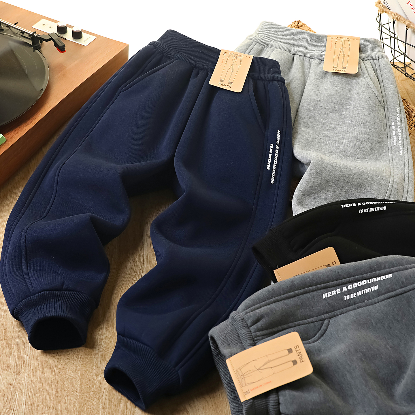 男童加绒裤子儿童休闲卫裤加厚保暖运动裤秋冬装中大童羊羔绒长裤