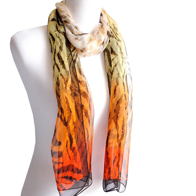 100%桑蚕丝围巾薄纱巾真丝长丝巾女春秋冬季丝绸披肩领巾水波豹纹