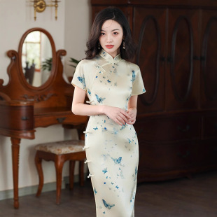 2026桑蚕丝真丝旗袍白色素雅新中式国风高级感短袖连衣裙改良年轻