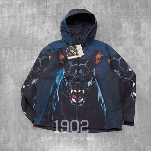 现货Palace26SS杜宾犬冲锋衣