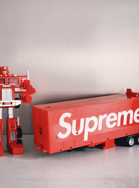 现货 Supreme 25ss Transformers G1 Optimus 变形金刚擎天柱模型