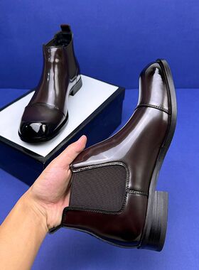 冬季新款英伦男士切尔西靴方头商务皮鞋亮皮马丁靴短靴时尚通勤靴