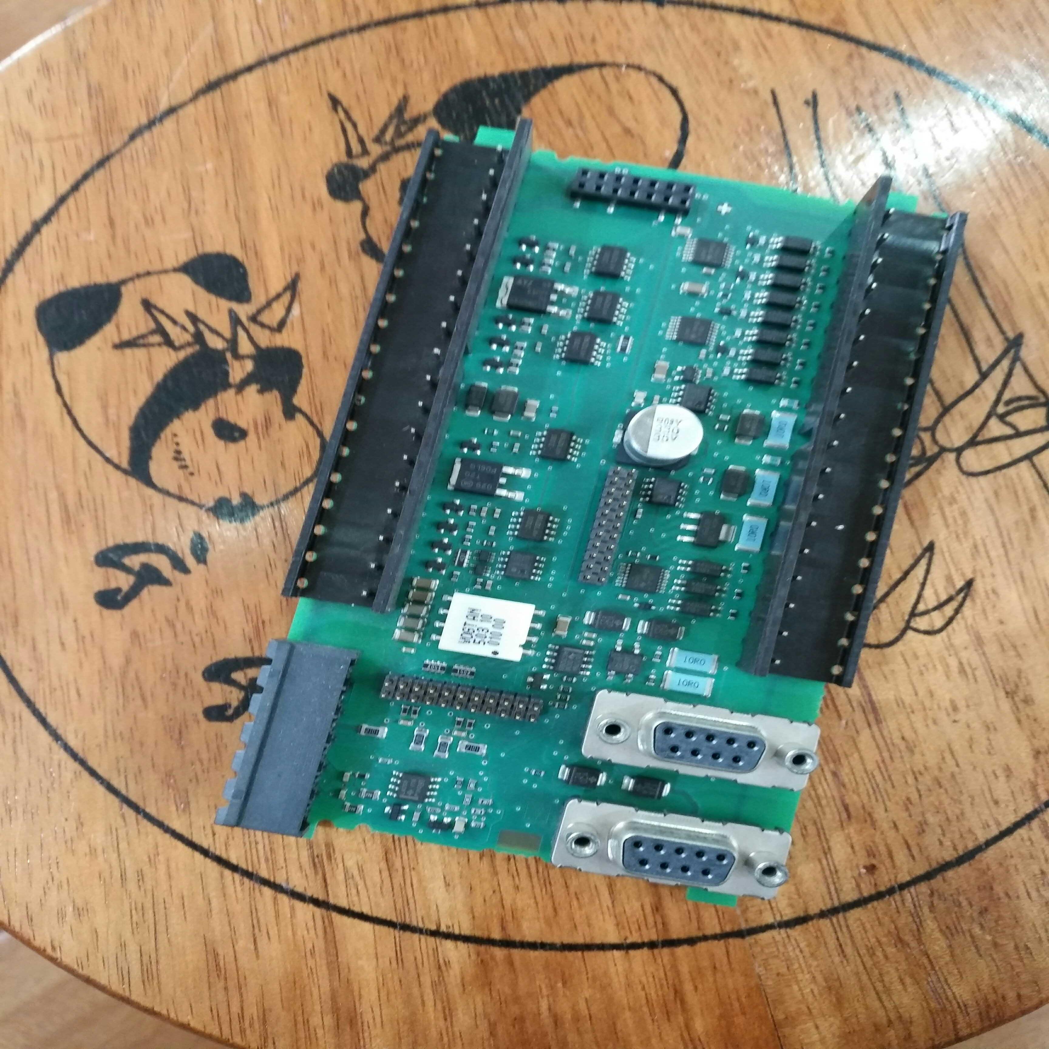 九新西门子S7一200PLC224P晶体管型  214-2AD23-0XB8中板io板询价