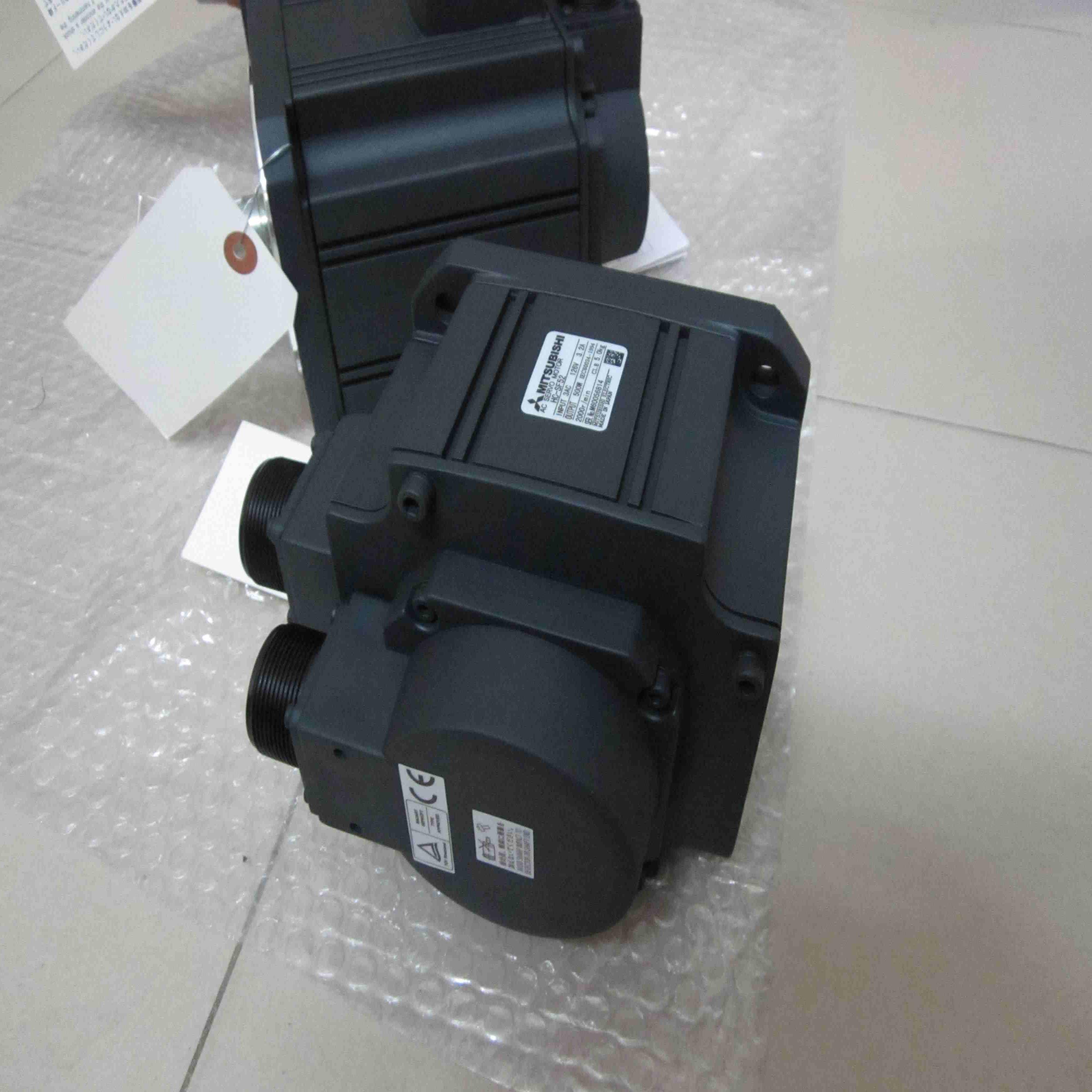 供应全新原装三菱伺服电机HC-SF52询价