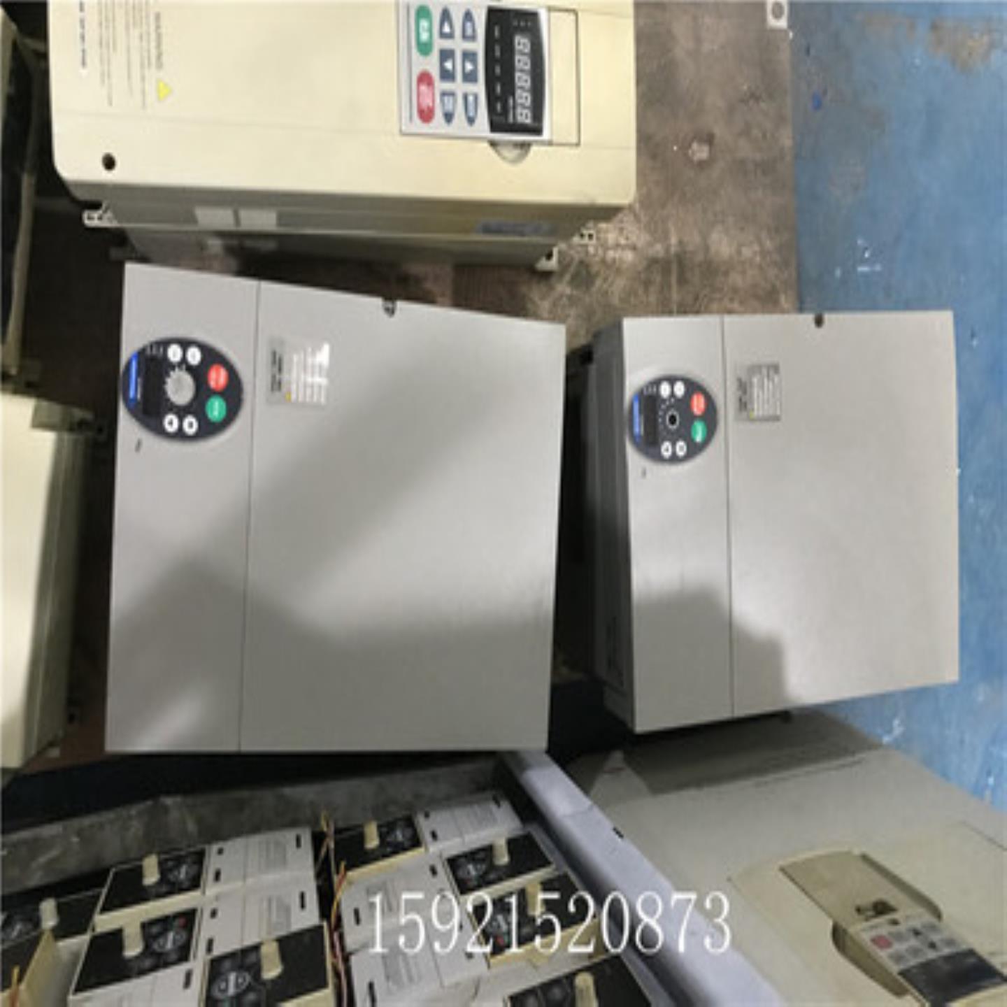 拆机设备施耐德变频器11KW ATV31HD11N4A 380V 现货包好询价