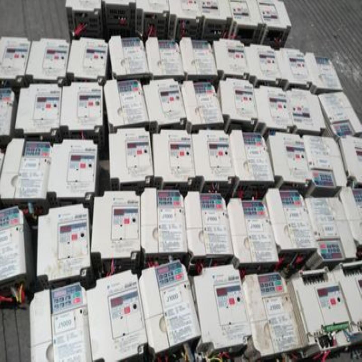 安川变频器J1000系列CIMR-JB4A0007BAA 380v 30kw22kw询价