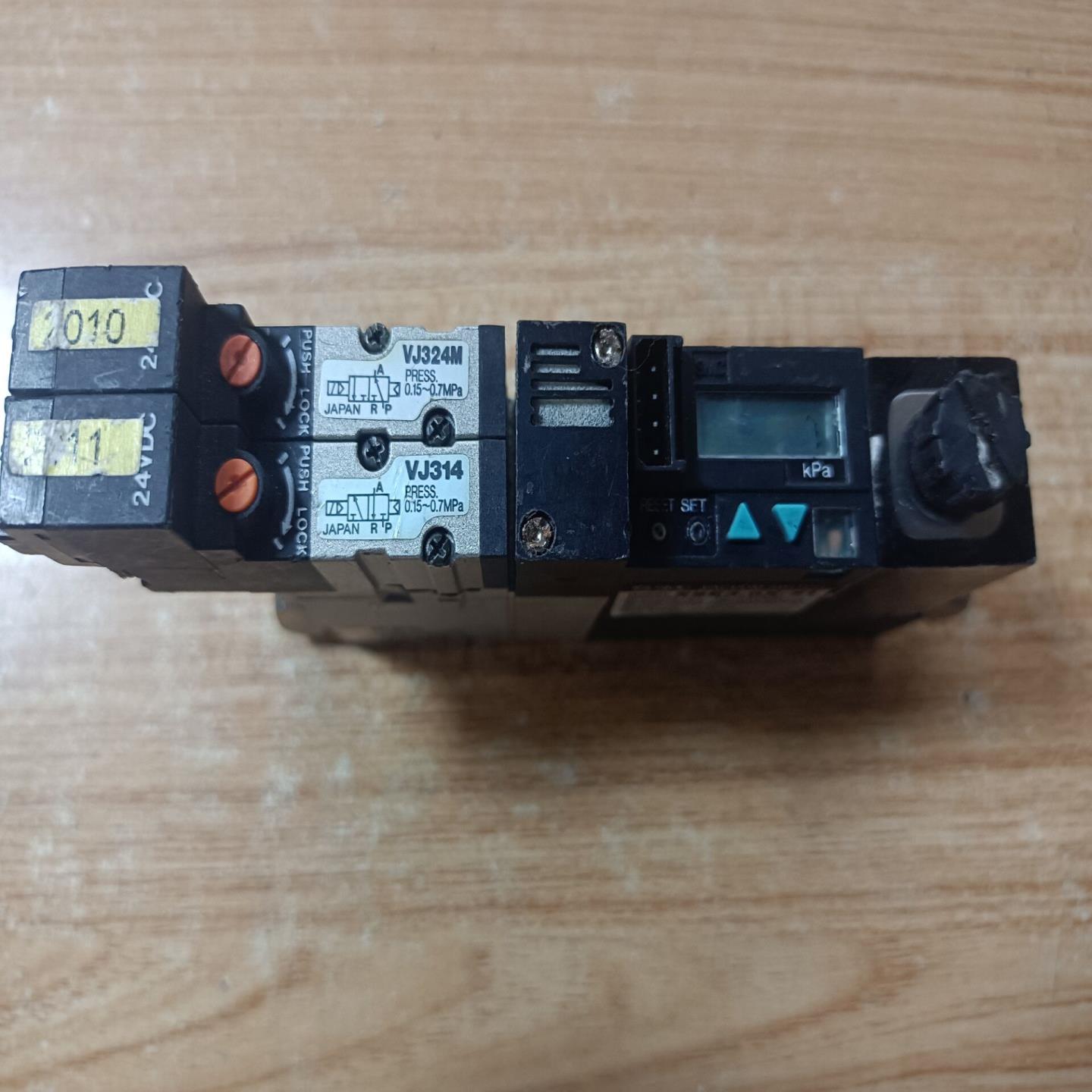 SMC真空发生器ZX1101-K35L0ZB-ECL ZSE3-0X-21 VJ324M VJ314询价