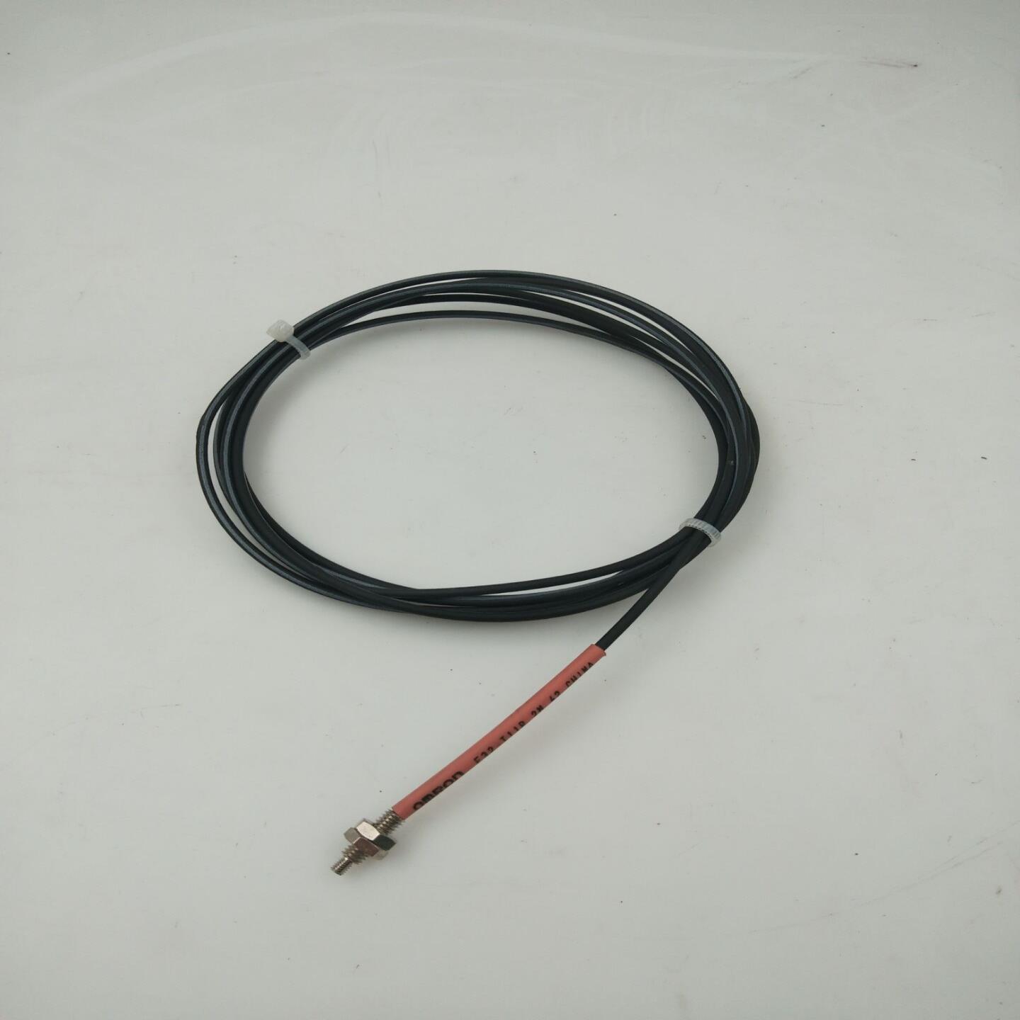 原装拆机欧姆龙OMRON E32-T11R M4光纤传感器 2米 现货实物图询价