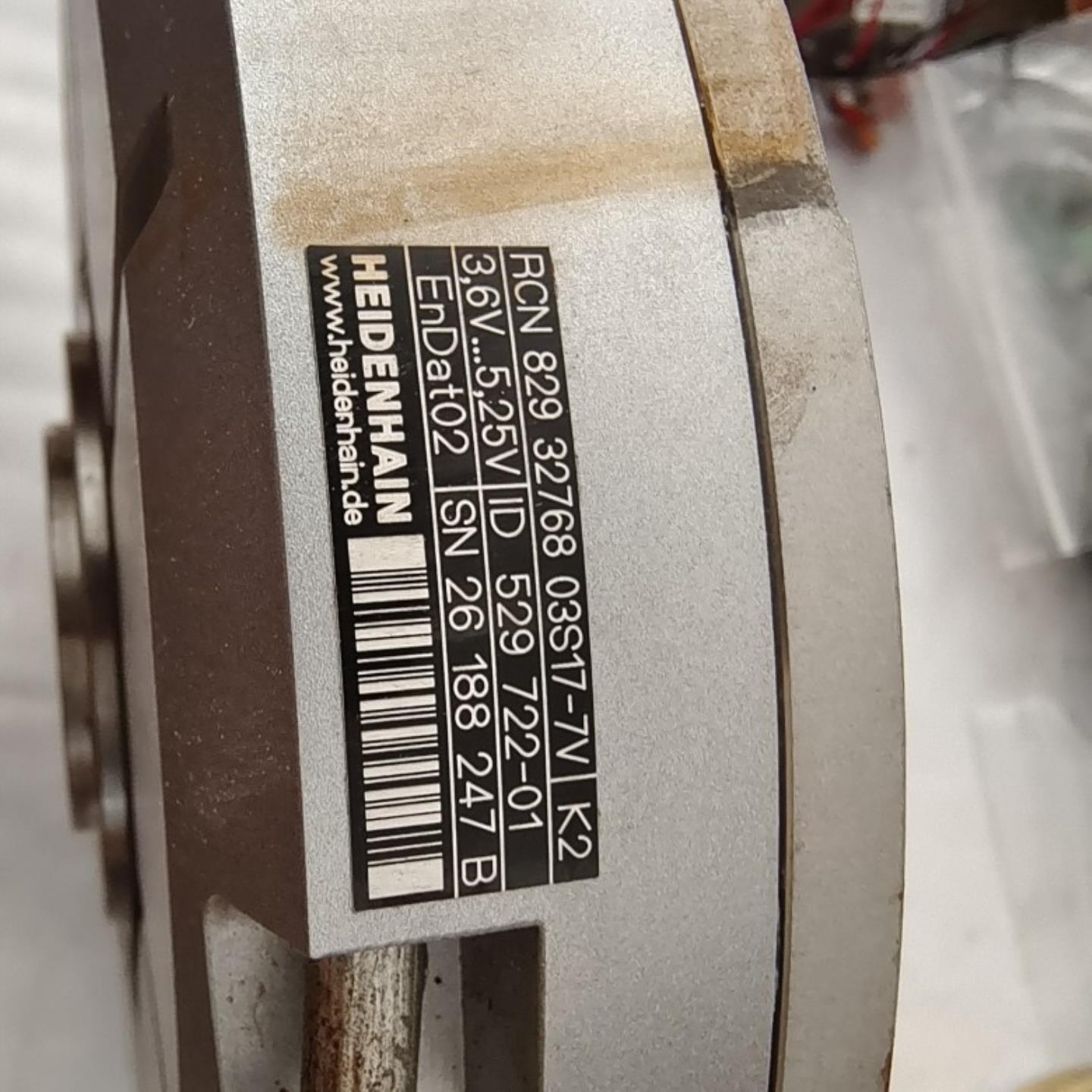 海德汉 RCN829 32768 03s17-7v id529 722-01 二手编码器 圆询价