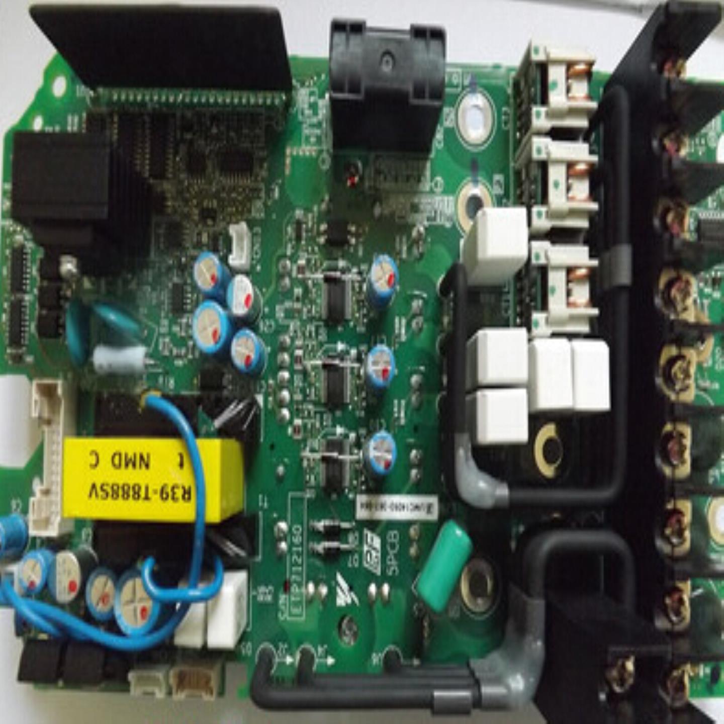 安川H1000变频器HB4A0009FAA 22KW驱动板ETP712851带模块询价