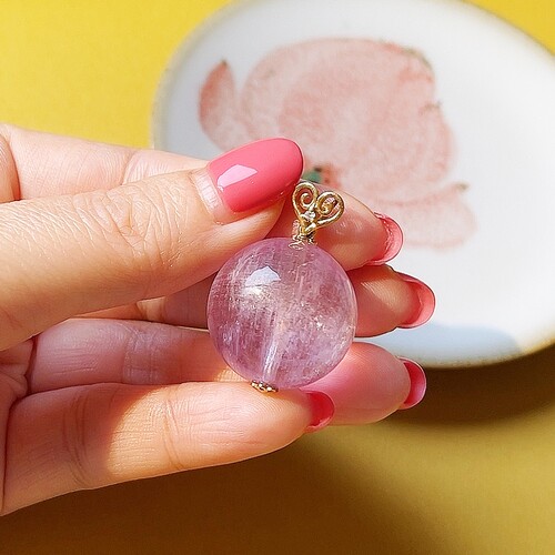 紫锂辉水晶皇后18K金吊坠