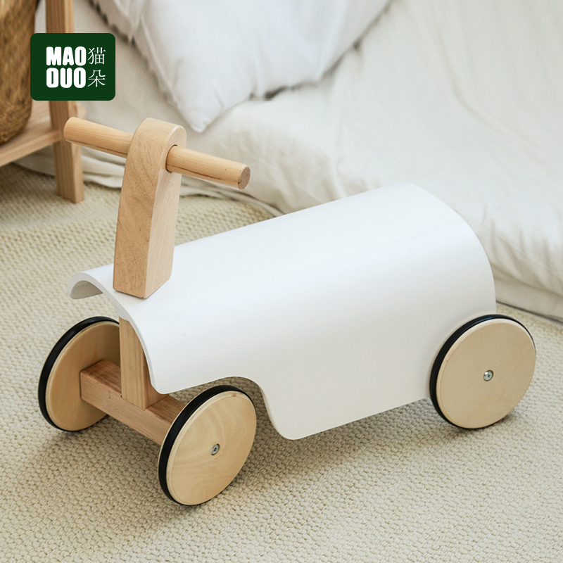 儿童平衡车学步助步前行