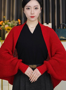 春季针织披肩女外搭高端2025新款妈妈配裙子上衣保暖外套宽松开衫