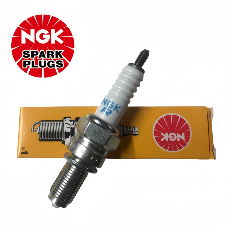 适用QJMOTOR摩托配件钱江赛150/800闪150/300/350追150火花塞正品