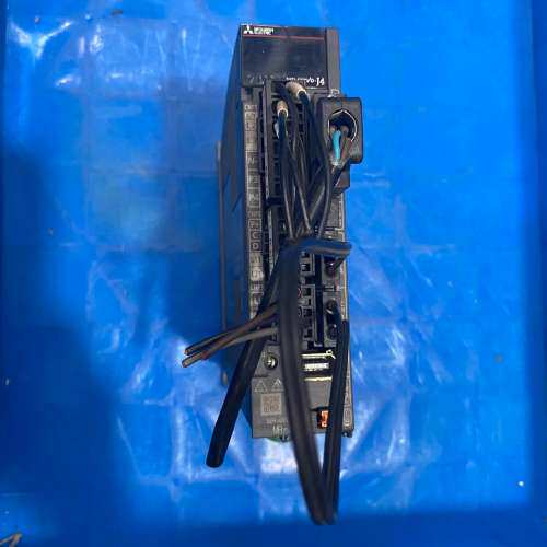 (议价)伺服驱动器，MR-J4-60B，，，