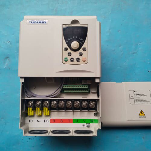 YOKORN变频器 YK500-T3-022G030PB(议价)