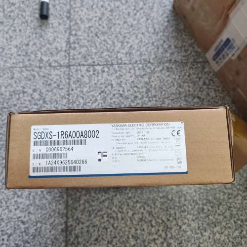 安川驱动器SGDXS-1R6A00A8002  议价