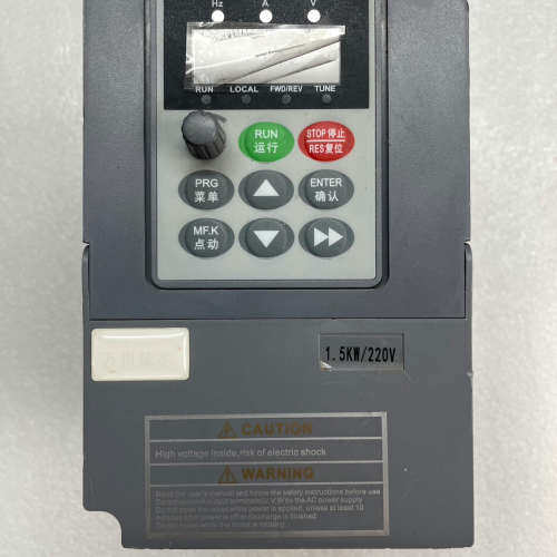万川变频器V8 M2S 1R5ZB，，外观如议价