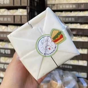 鲜美火腿片 咸甜适口 选用超软糯面包片 兔子Bar️台湾古早三明治