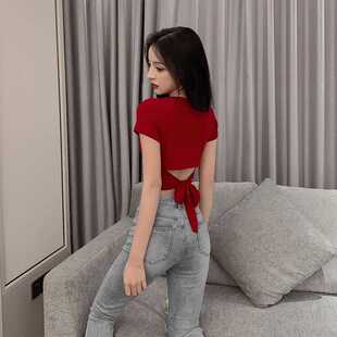 新款小心机露背设计感短袖修身t恤女小众不规则短款露脐上衣夏