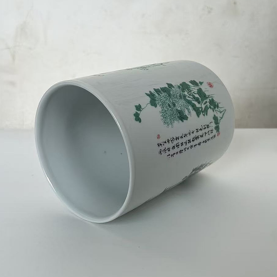 仿古款仿清同治瓷器收藏古玩景德镇陶瓷梅兰竹菊白釉笔筒家居摆件