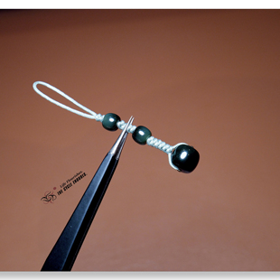 秋会长的和田玉新疆天然黑青猫眼籽料国检NGTC大证小滴溜配饰包挂