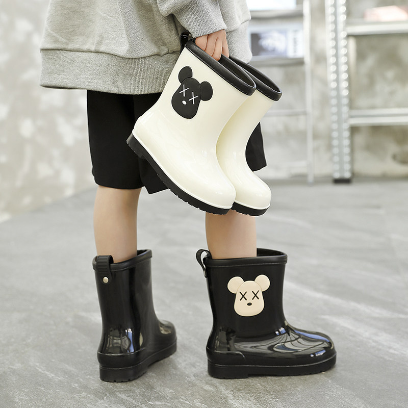 出口日本儿童雨靴男女款中大童防雨靴