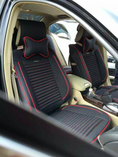 Coussin Manga    9D     - Ref 2690808 Image 3