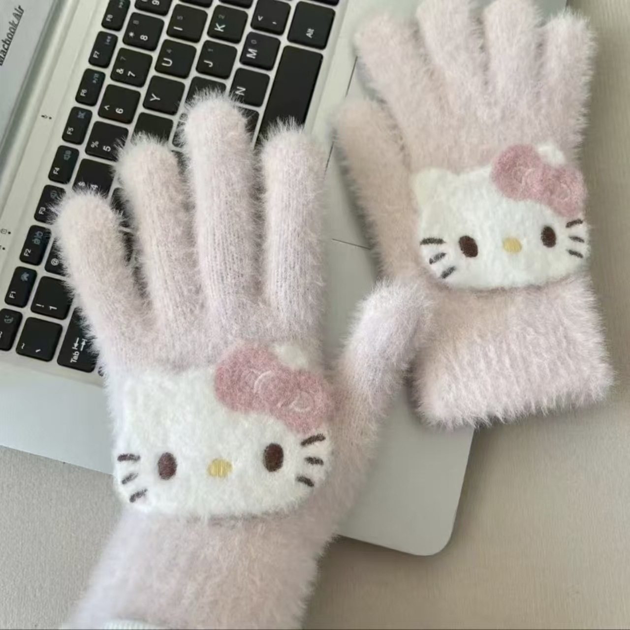 可爱kitty蝴蝶结毛绒手套秋冬学生骑行户外防风防寒加绒保暖分指