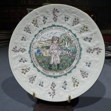 双鱼座英国皇家道尔顿1977年星座赏盘21cm