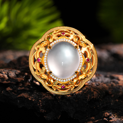 VISING珠宝天然水沫玉鸽子蛋戒指国风卷草纹设计金色S925银