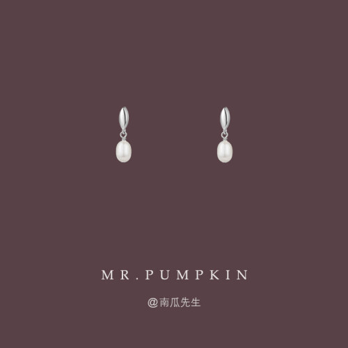 Mr.Pumpkin水滴珍珠耳环