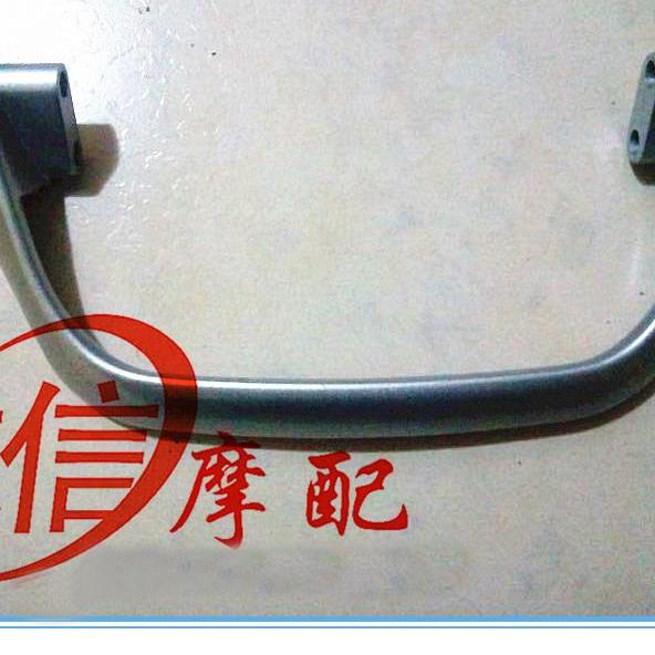 隆鑫摩托车LX200-2II后扶手