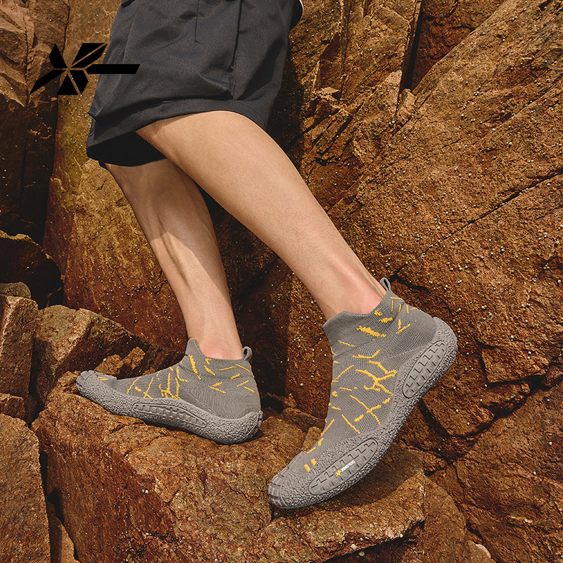 沙滩鞋防滑成人儿童赶海游泳专用鞋溯溪漂流潜水鞋玩水海边涉水鞋