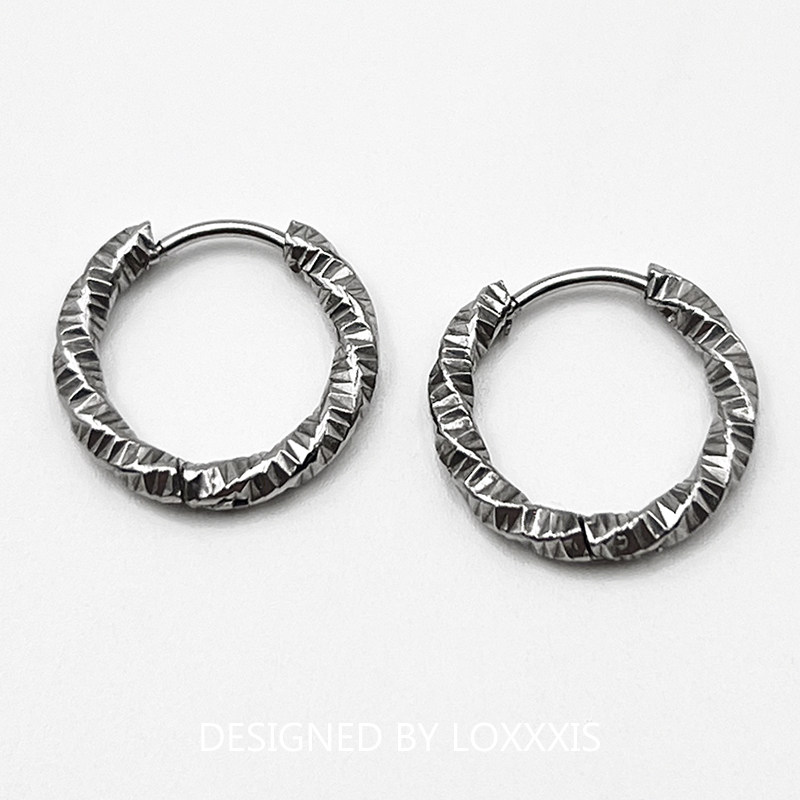 小众不规则扭纹设计耳环