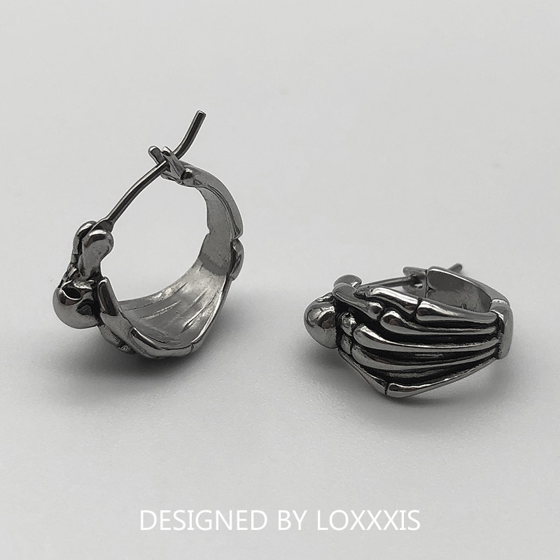 钛钢做旧骷髅手掌耳环