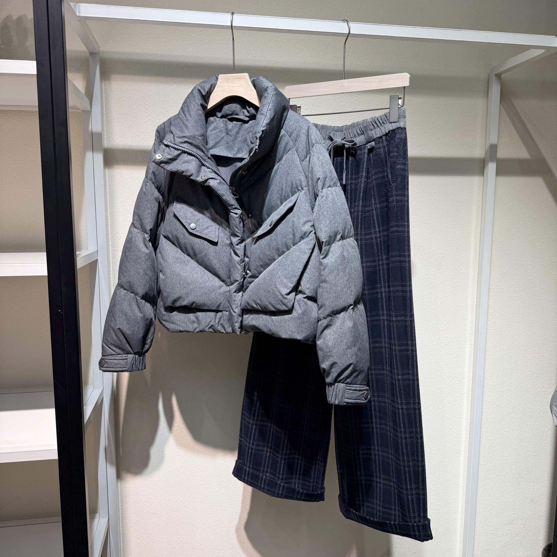 格雷系高级感立领短款羽绒服女冬季时尚百搭显瘦灰色保暖外套,女装/女士精品,羽绒服,淘宝优惠券,粉丝福利购,淘宝优惠卷