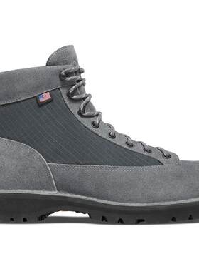 日本代购Danner男士登山鞋Vibram大底GORE-TEX内衬高帮防水