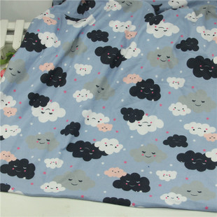 梭织磨毛布料 睡衣睡裤 床单 被罩面料 浅兰小云朵 半米价