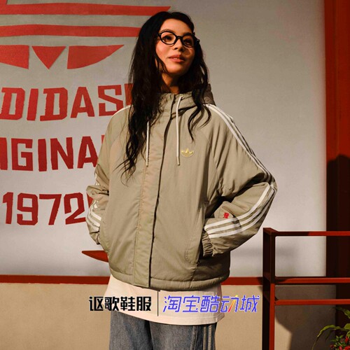 阿迪达斯三叶草女子宽松刺绣棉衣
