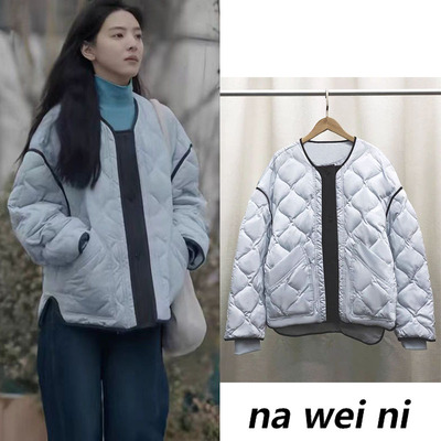 浅蓝色菱形格纹圆领夹棉外套女潮